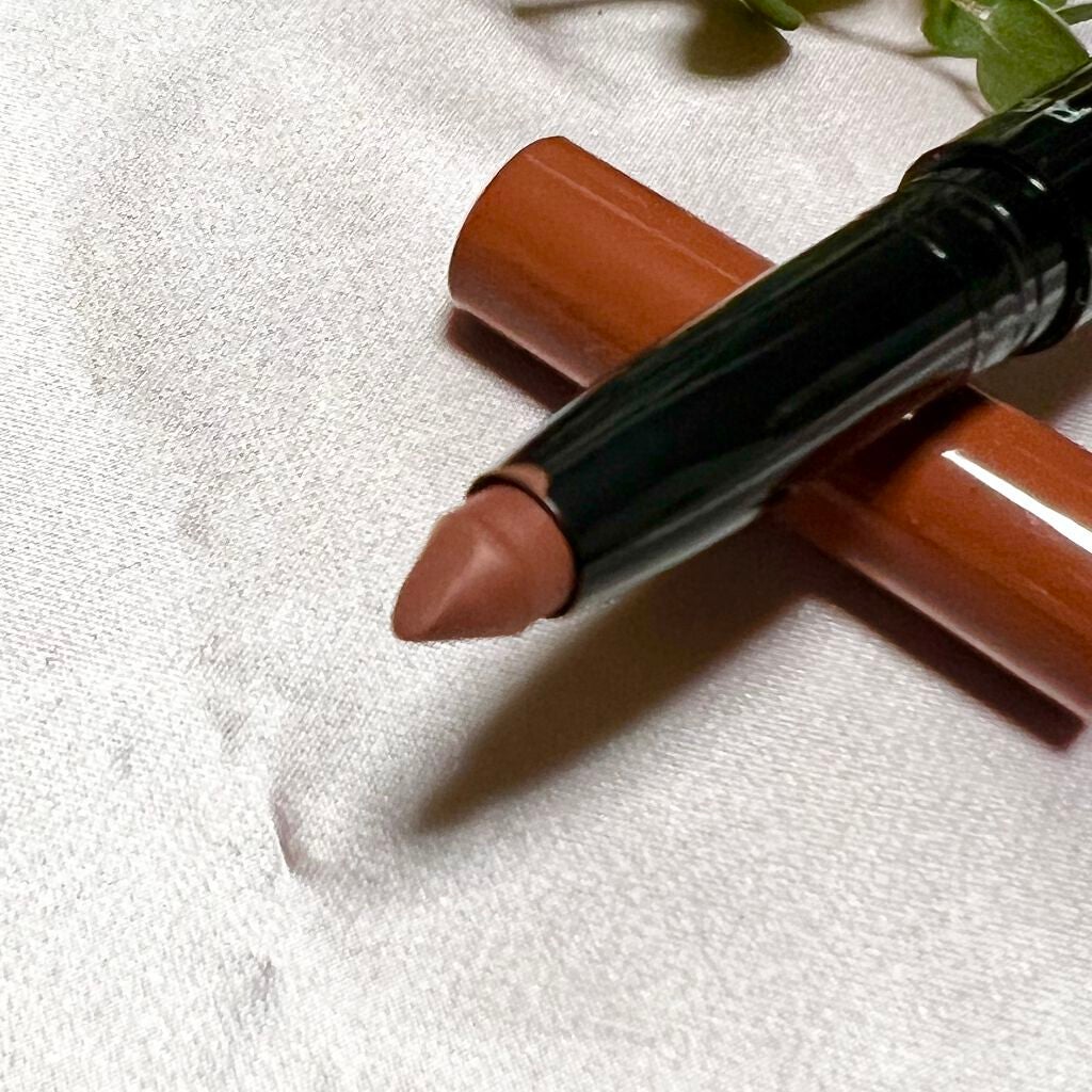 レブロン カラーステイ マット ライト クレヨン/REVLON/口紅を使ったクチコミ(2枚目)