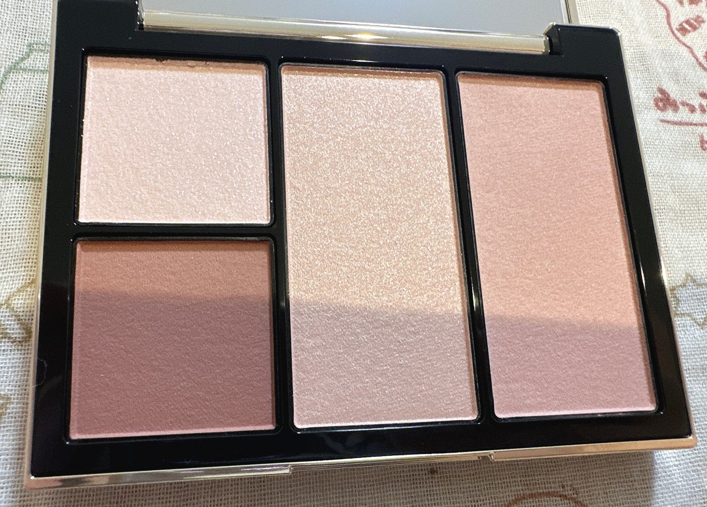 アイデザイナー/SNIDEL BEAUTY/アイシャドウパレットを使ったクチコミ(4枚目)