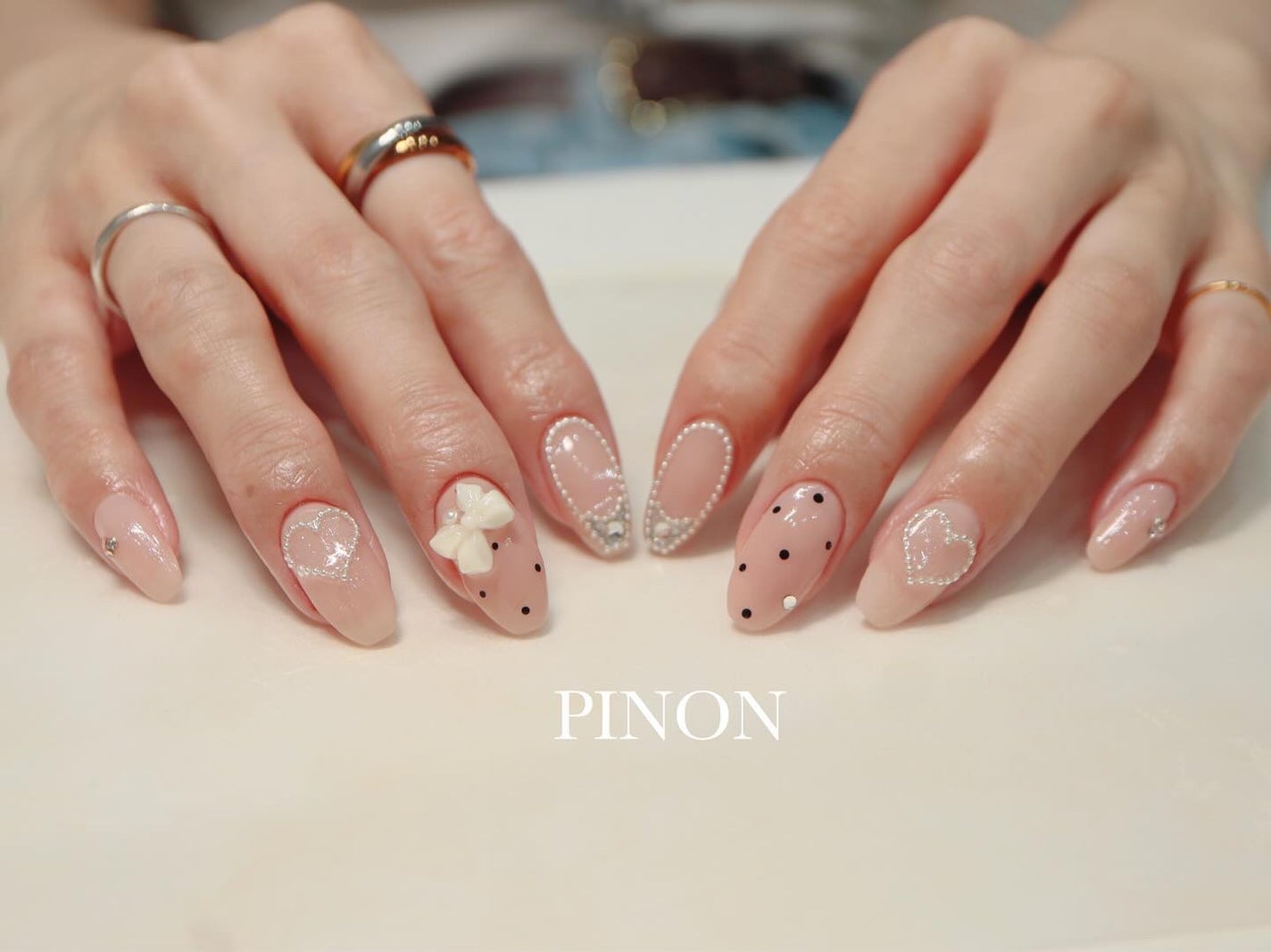 shino on LIPS 「お持ち込みデザイン☺︎リボンは持参して頂きましたガーリーで可愛..」(1枚目)