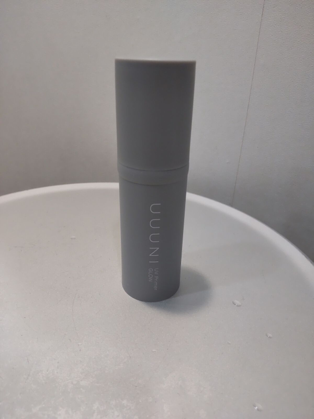 札幌インフルエンサー❤リリ on LIPS 「UUUNIウーニUVプライマーグロウこれね、日焼け止め・化粧下..」(1枚目)