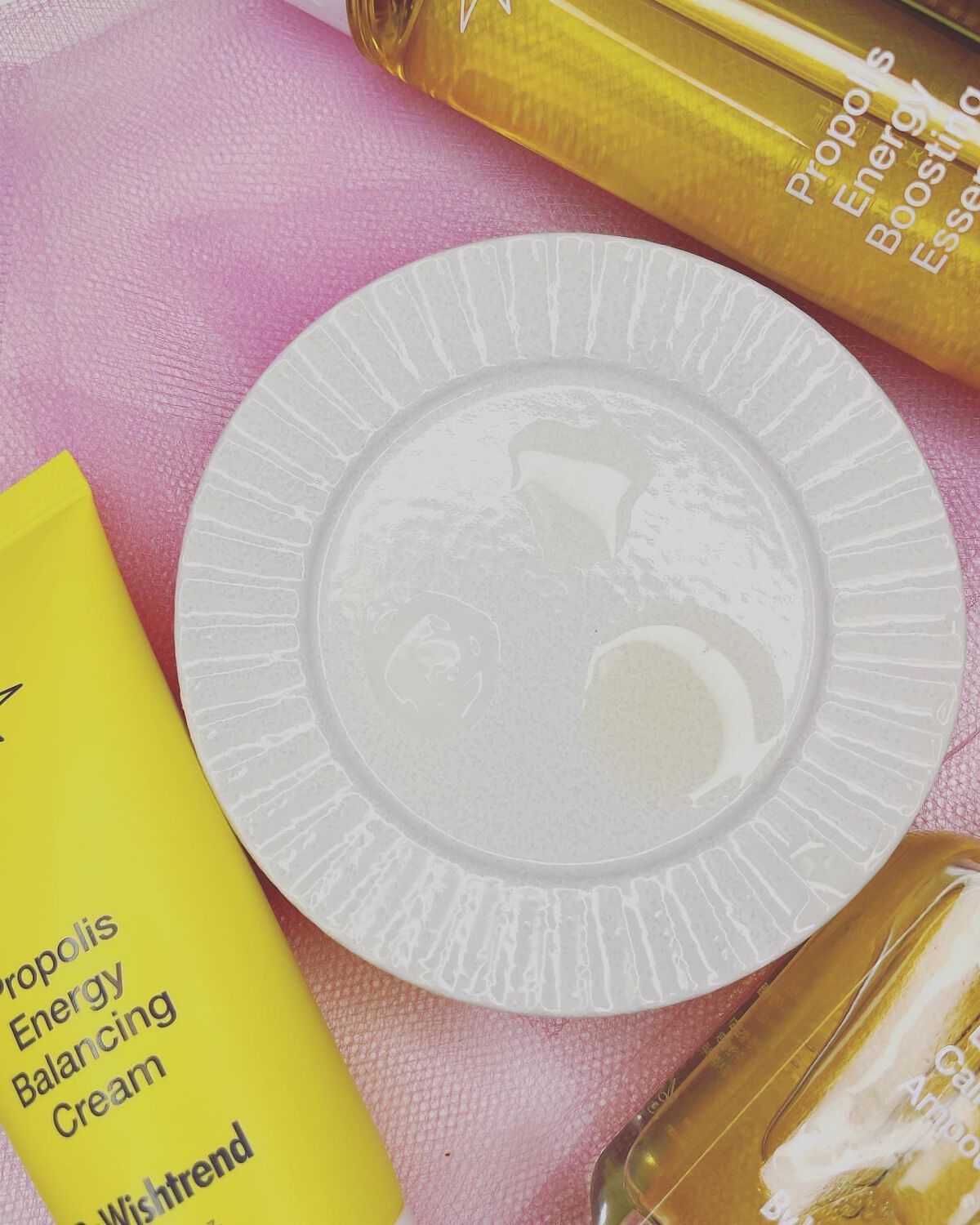 プロポリスエナジーカーミングアンプル/By Wishtrend/美容液を使ったクチコミ(5枚目)