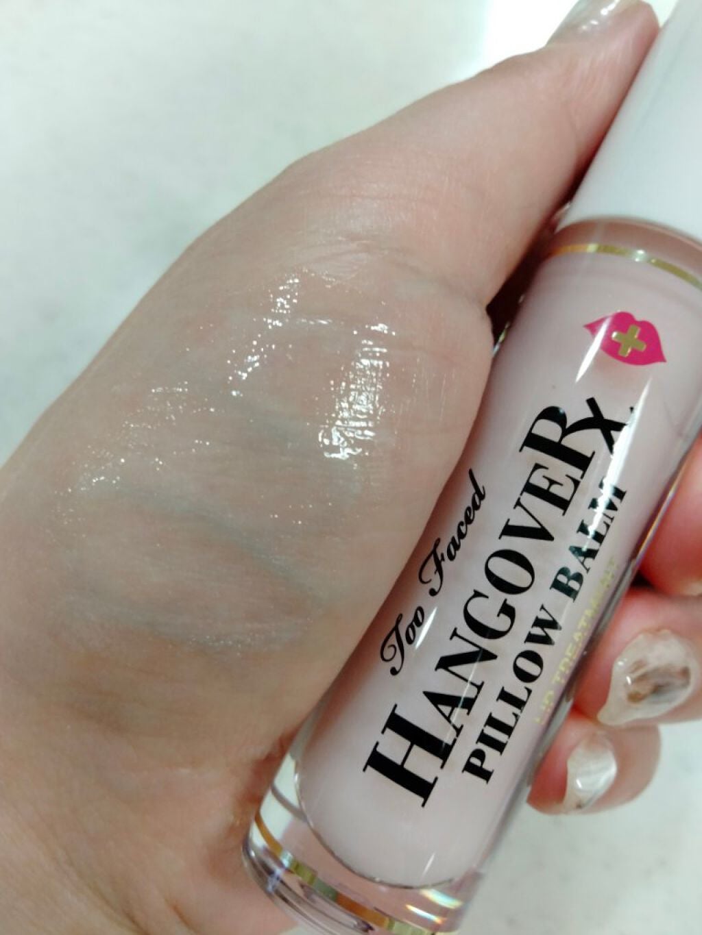 ~トゥー フェイスド ハングオーバー~ ピロー バーム リップ トリートメント/Too Faced/リップ美容液を使ったクチコミ(4枚目)