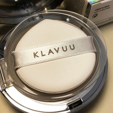 KLAVUU ホワイトパールセーションオールデイフィッティングパールセラムパクトのクチコミ「
見た目はマーブル状ですが混ぜると明るめのベージュになります✨

練りタイプのクッションファン.....」（3枚目）