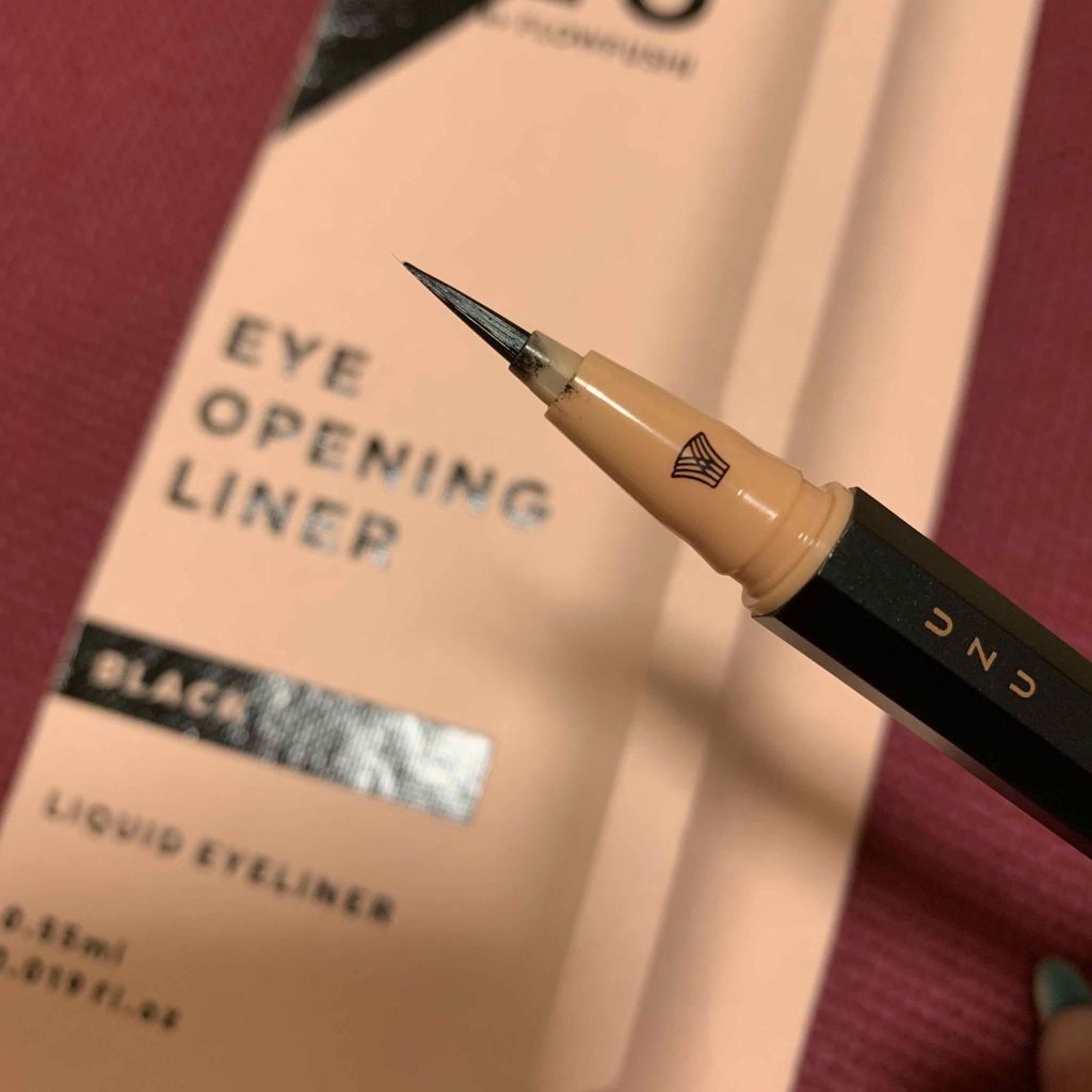EYE OPENING LINER/UZU BY FLOWFUSHI/リキッドアイライナーを使ったクチコミ(2枚目)