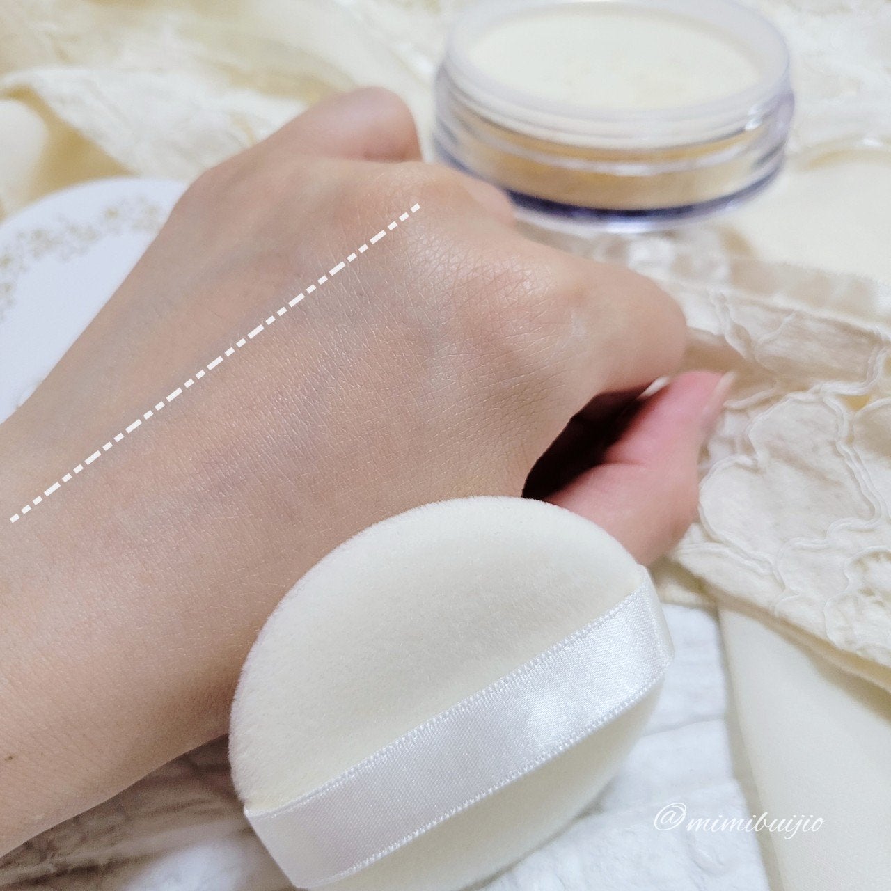 yuki on LIPS 「𝐏𝐑-̗̀🩷̖́-/ひやけどめって…夏には必需品なアイテムよ..」(6枚目)