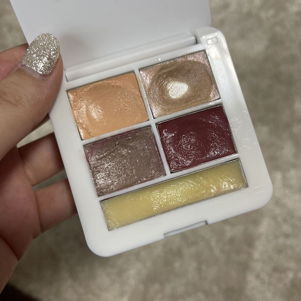 rms beauty 5周年アニバーサリーコフレのクチコミ「#今日のメイク 

今日は鼻の毛穴レーザーを受けにクリニックへ。
🍓👃は私の永遠のテーマ。。。.....」（2枚目）