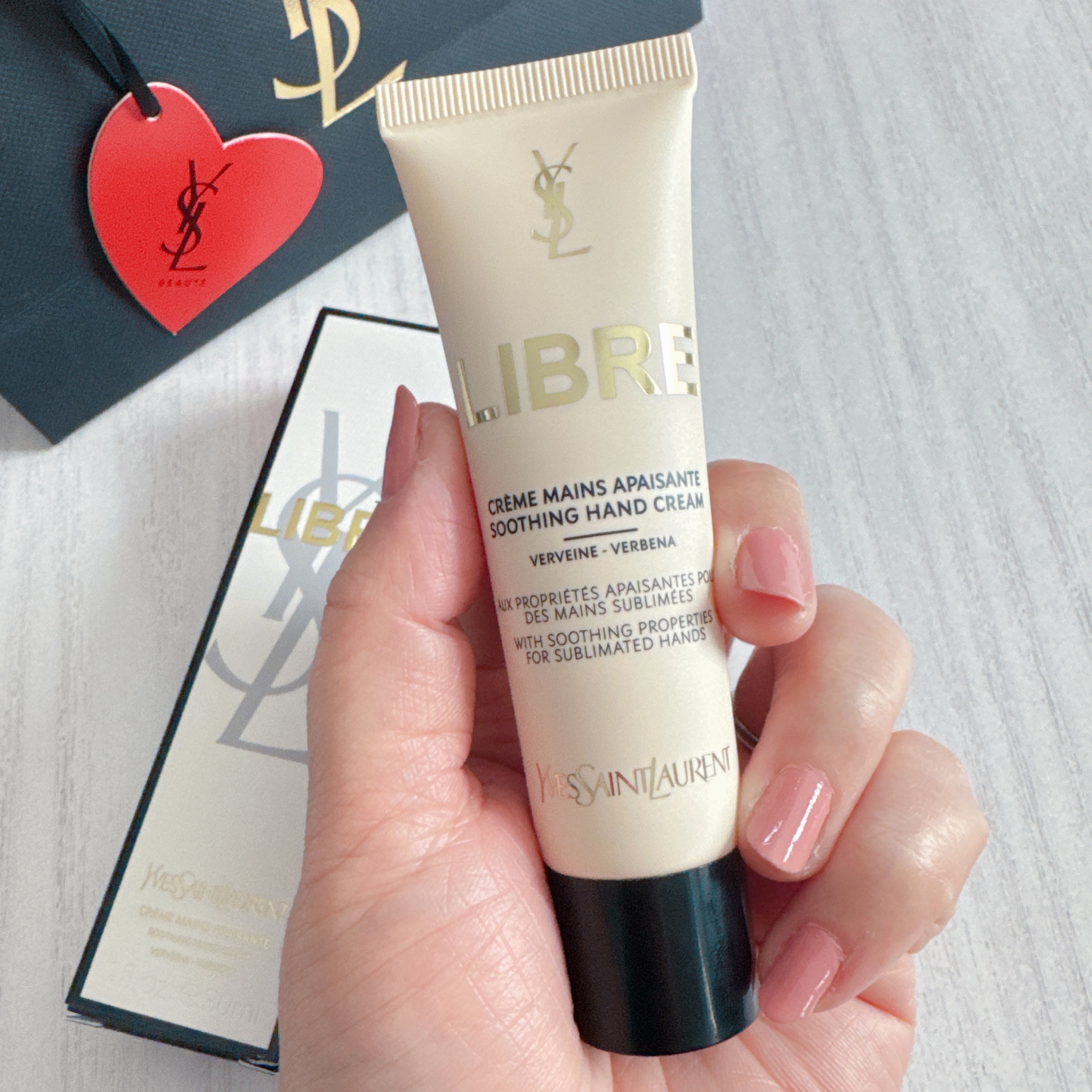 リブレ ハンドクリーム/YVES SAINT LAURENT BEAUTE/ハンドクリームを使ったクチコミ（2枚目）