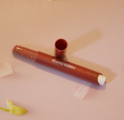 ブレンドベリー リップバルーン 103 おとぎのウォルナットピンク(限定色)/BLEND BERRY/口紅を使ったクチコミ(2枚目)