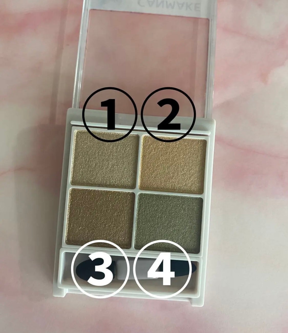 シルキースフレアイズ/キャンメイク/アイシャドウパレットを使ったクチコミ(2枚目)