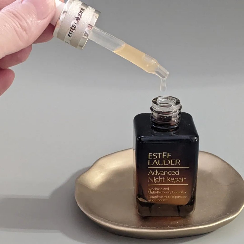 アドバンス ナイト リペア SMR コンプレックス/ESTEE LAUDER/美容液を使ったクチコミ（2枚目）