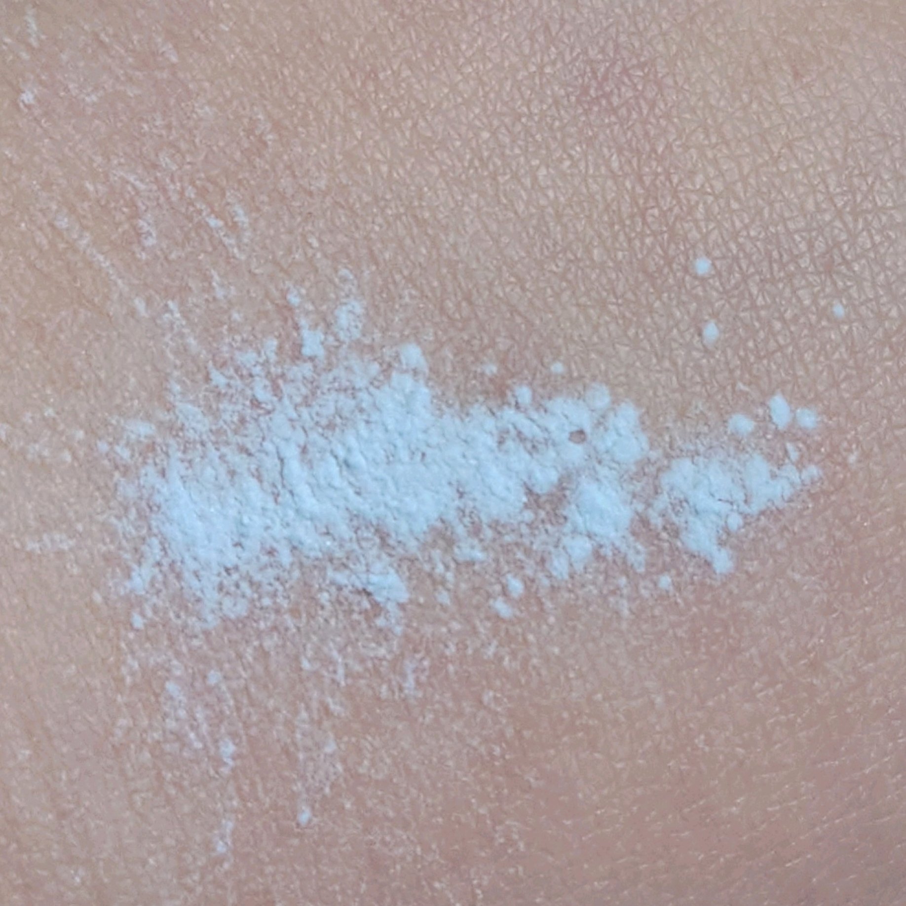 アンリミテッド mopo™ ルース パウダー アオタケブルー/shu uemura/ルースパウダーを使ったクチコミ（2枚目）