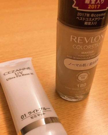 カラーステイ メイクアップ D/REVLON/リキッドファンデーションを使ったクチコミ（1枚目）