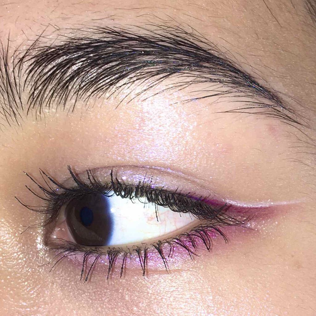 モテライナー リキッド/UZU BY FLOWFUSHI/リキッドアイライナーを使ったクチコミ（3枚目）