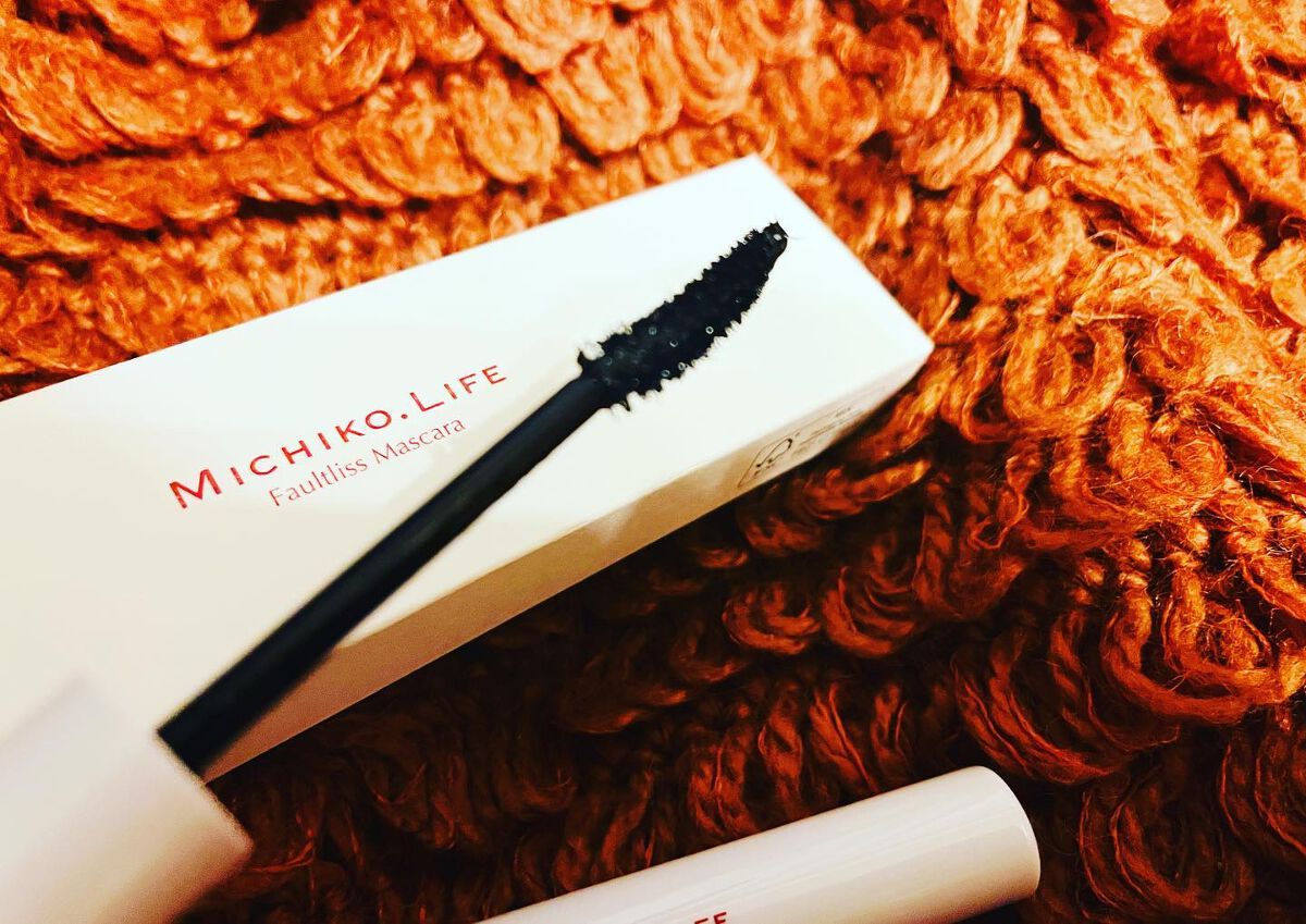 フォルトリスマスカラ/MICHIKO.LIFE/まつげ美容液を使ったクチコミ（2枚目）