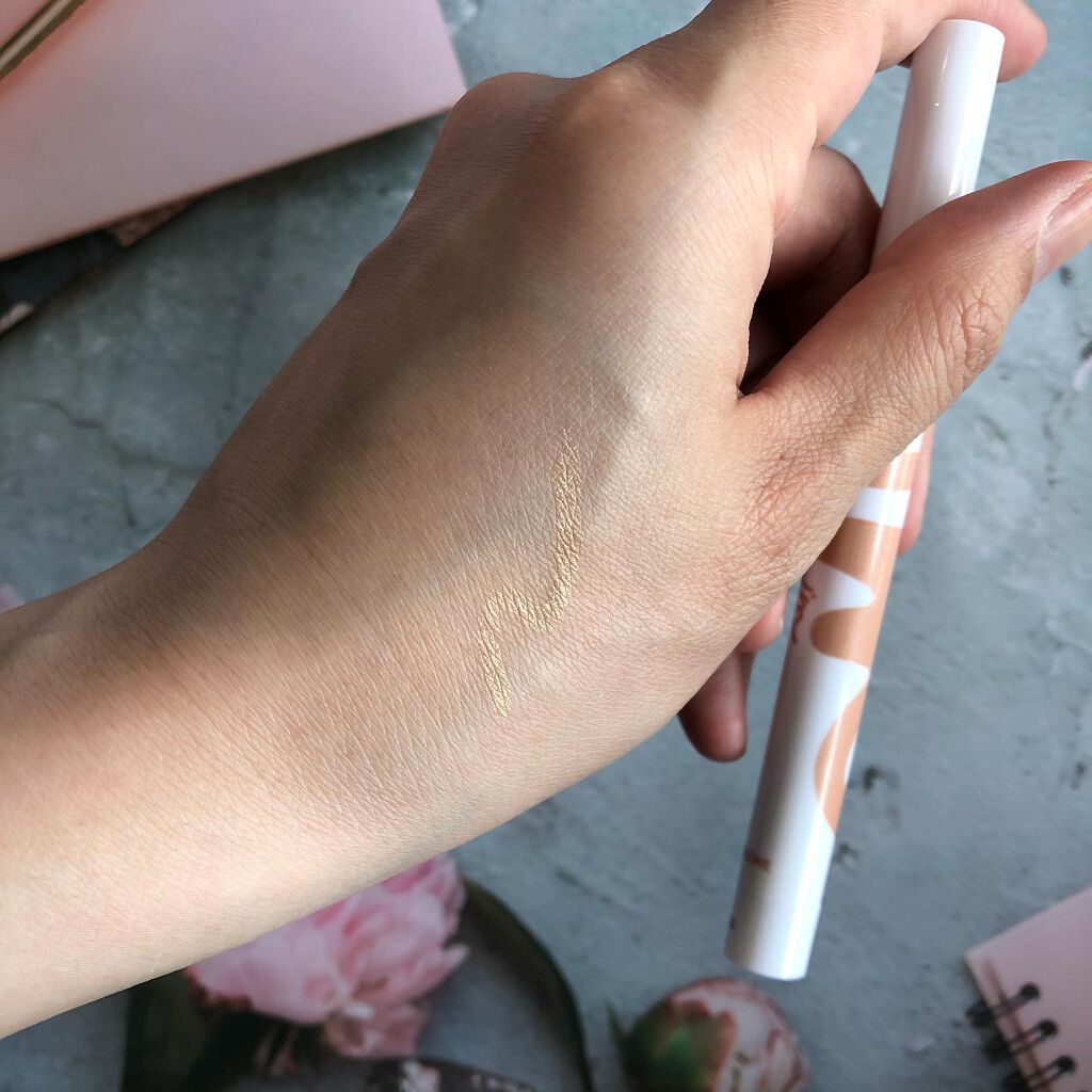 アイムスティックシャドウシマー/i’m meme/スティックアイシャドウを使ったクチコミ（3枚目）