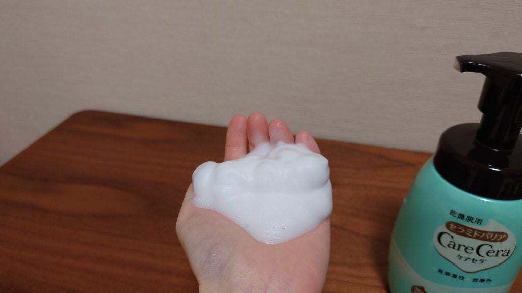 泡の高保湿ボディウォッシュ/ケアセラ/ボディソープを使ったクチコミ(2枚目)