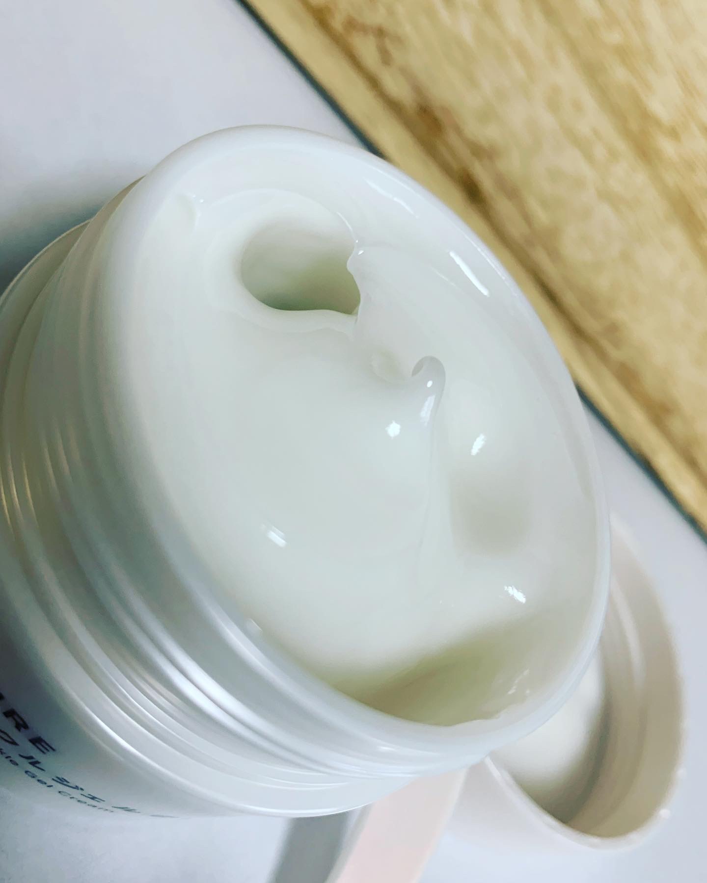 薬用 リンクルジェルクリーム/ちふれ/オールインワン化粧品を使ったクチコミ（2枚目）