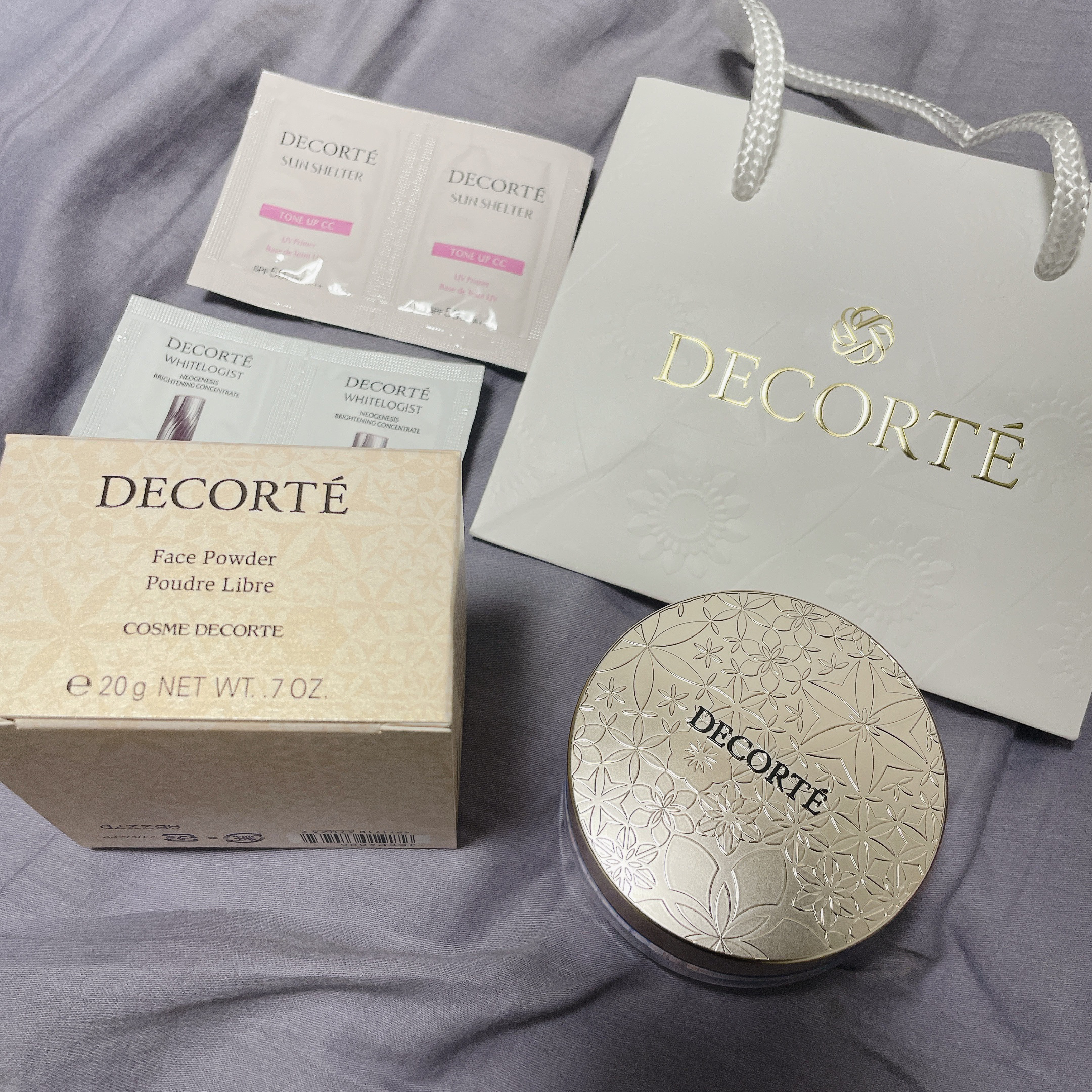 フェイスパウダー 80 glow pink/DECORTÉ/ルースパウダーを使ったクチコミ（3枚目）