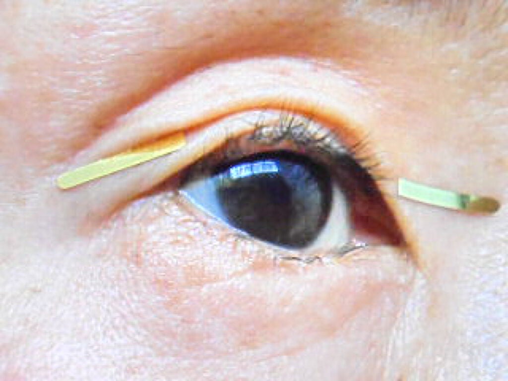 マイクロファイバー /ビー・エヌ/二重まぶた用アイテムを使ったクチコミ(2枚目)