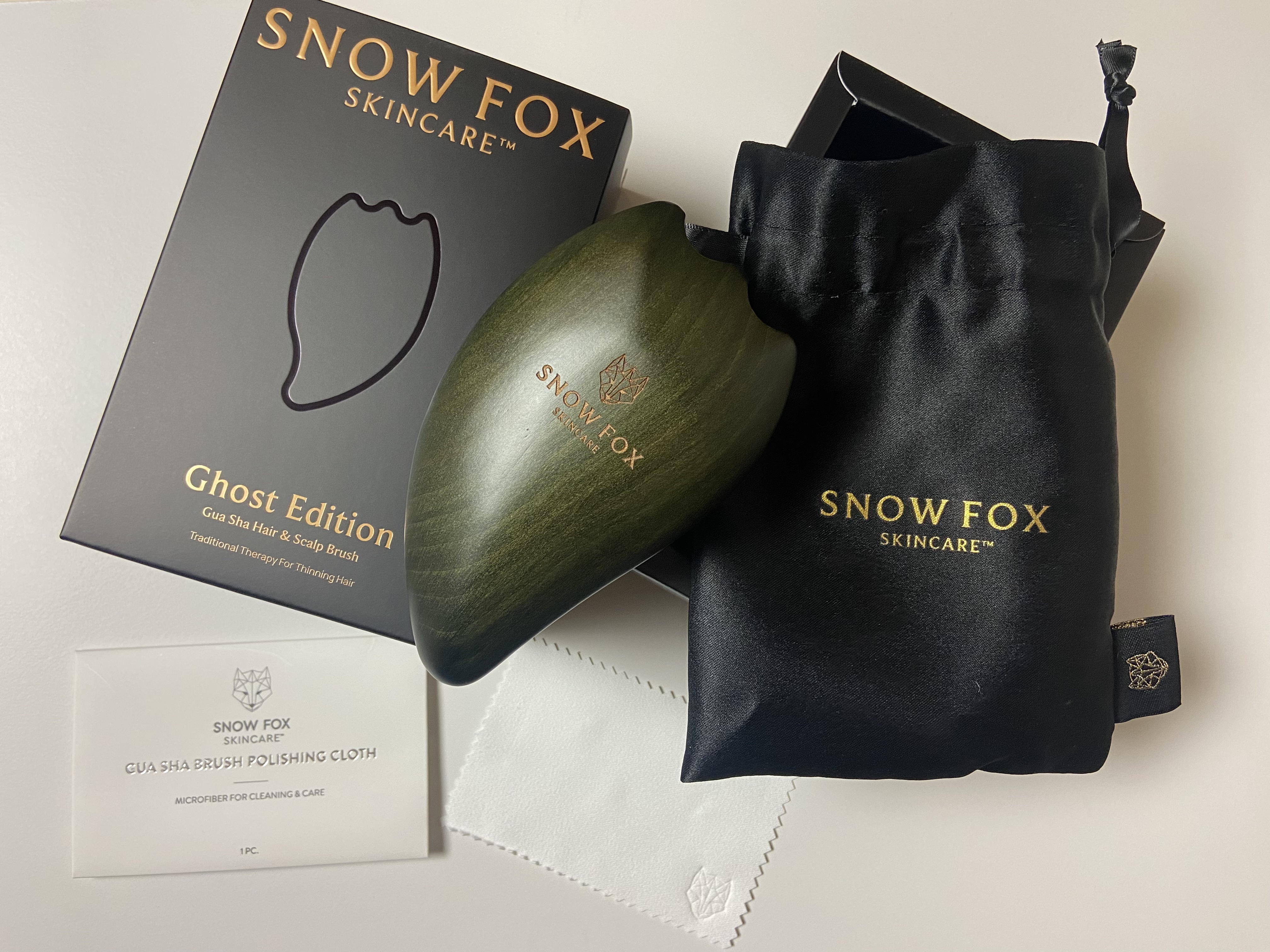 プレミアム FOX カッサ ゴースト ヘアブラシ ブラック/SNOW FOX SKINCARE/ヘアブラシを使ったクチコミ（1枚目）