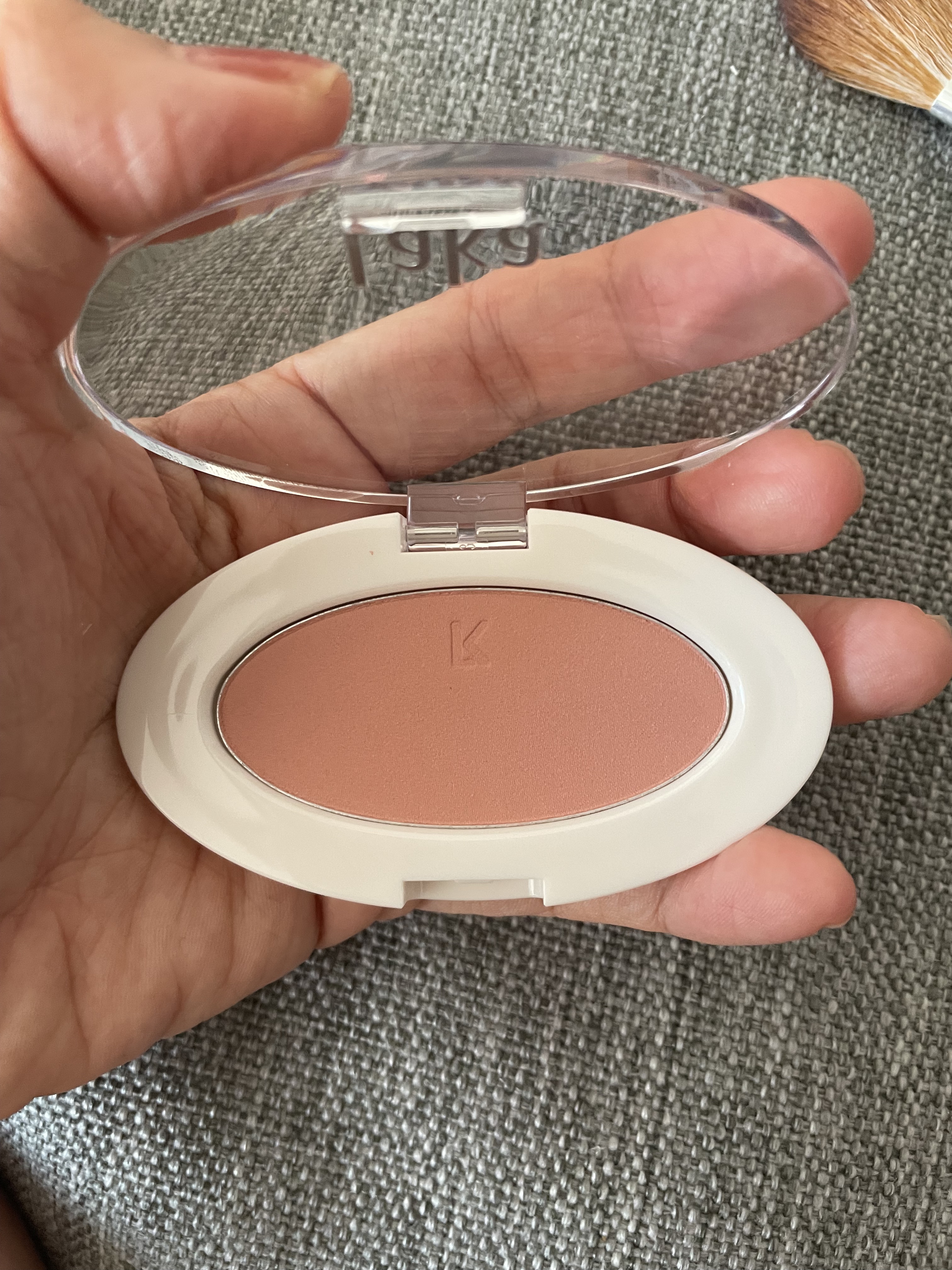 ラブシルクブラッシュ/Laka/パウダーチークを使ったクチコミ（1枚目）