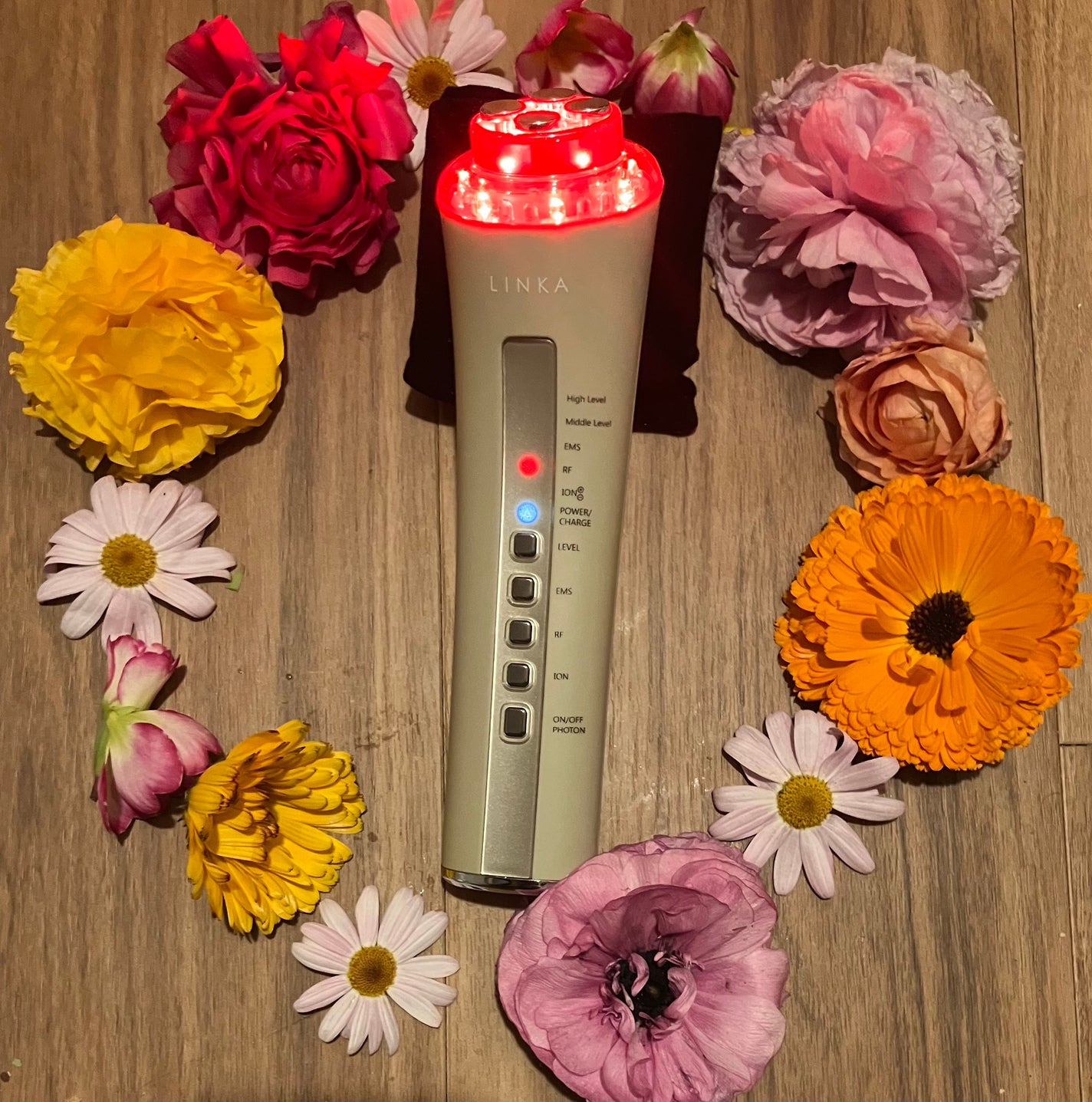 マルチフェイシャルトリートメント/LINKA/美顔器・マッサージを使ったクチコミ(1枚目)