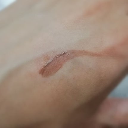 クリス on LIPS 「ナチュラルブラウン使用リキッドなのに仕上がりはパウダーみたいな..」(3枚目)