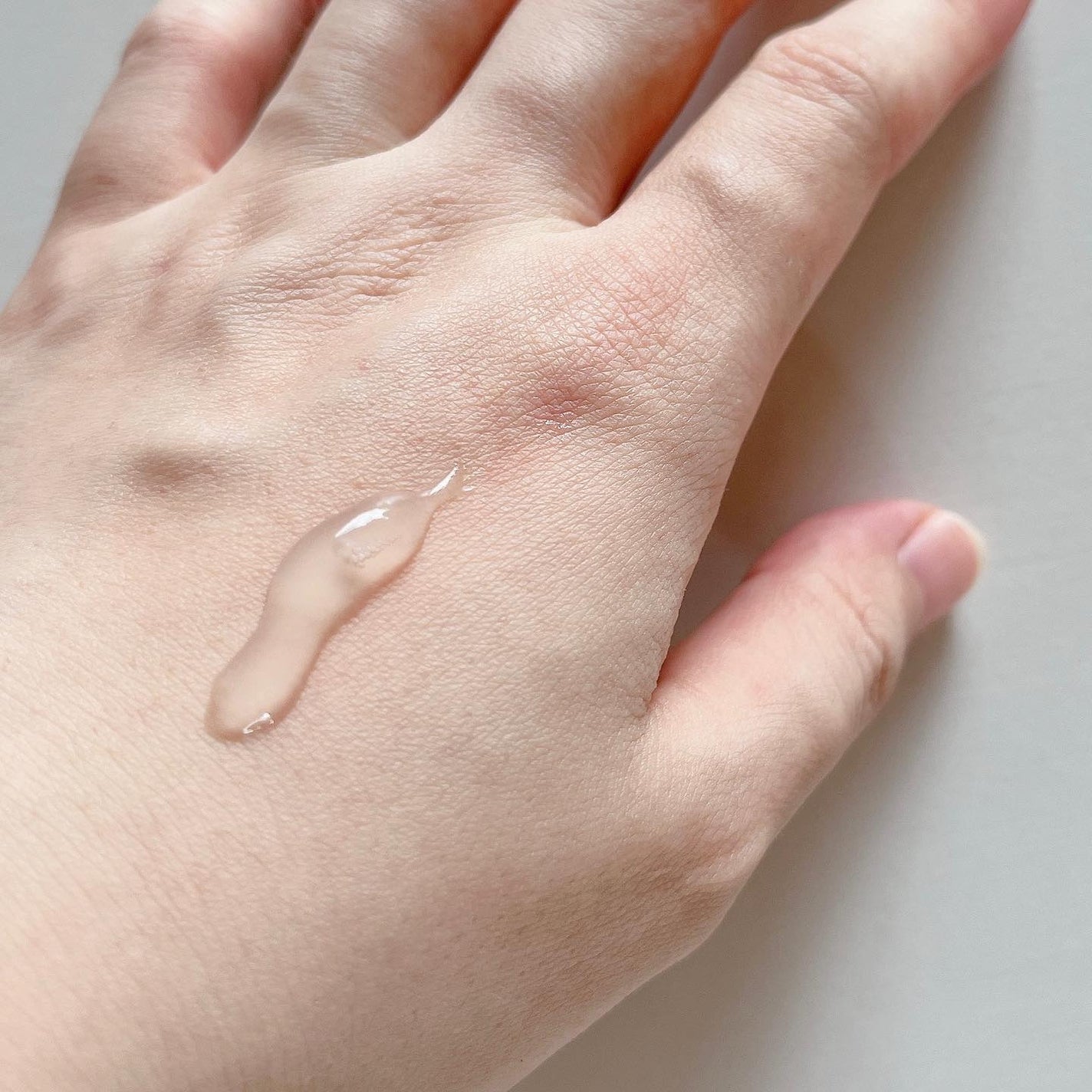 美白乃美人ピーリングジェル/ブレーンコスモス/ピーリングを使ったクチコミ(4枚目)