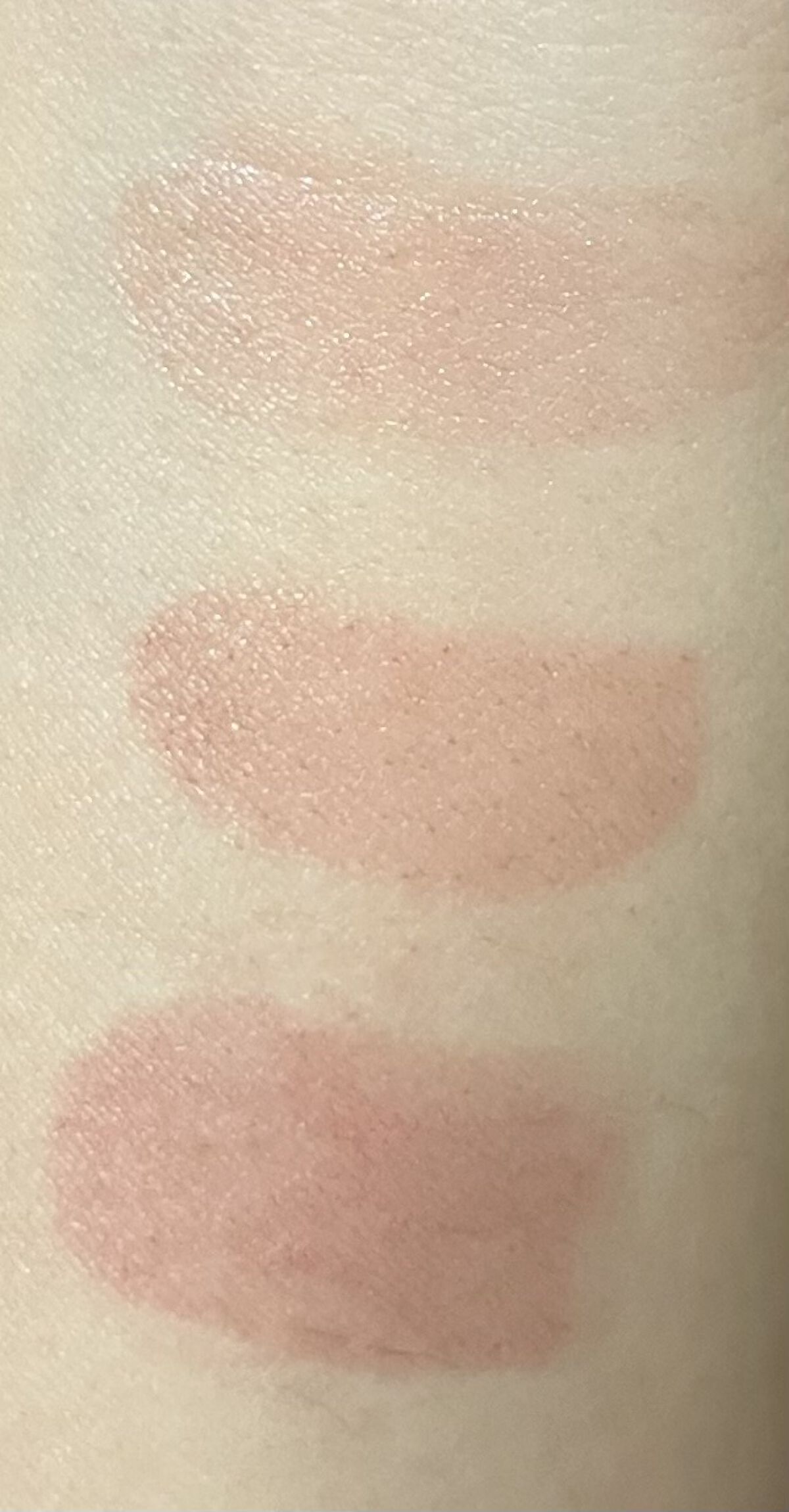 ラスティンググロスリップ/CEZANNE/口紅を使ったクチコミ（3枚目）