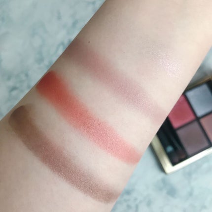 シグニチャー カラー アイズ/SUQQU/アイシャドウパレットを使ったクチコミ(2枚目)