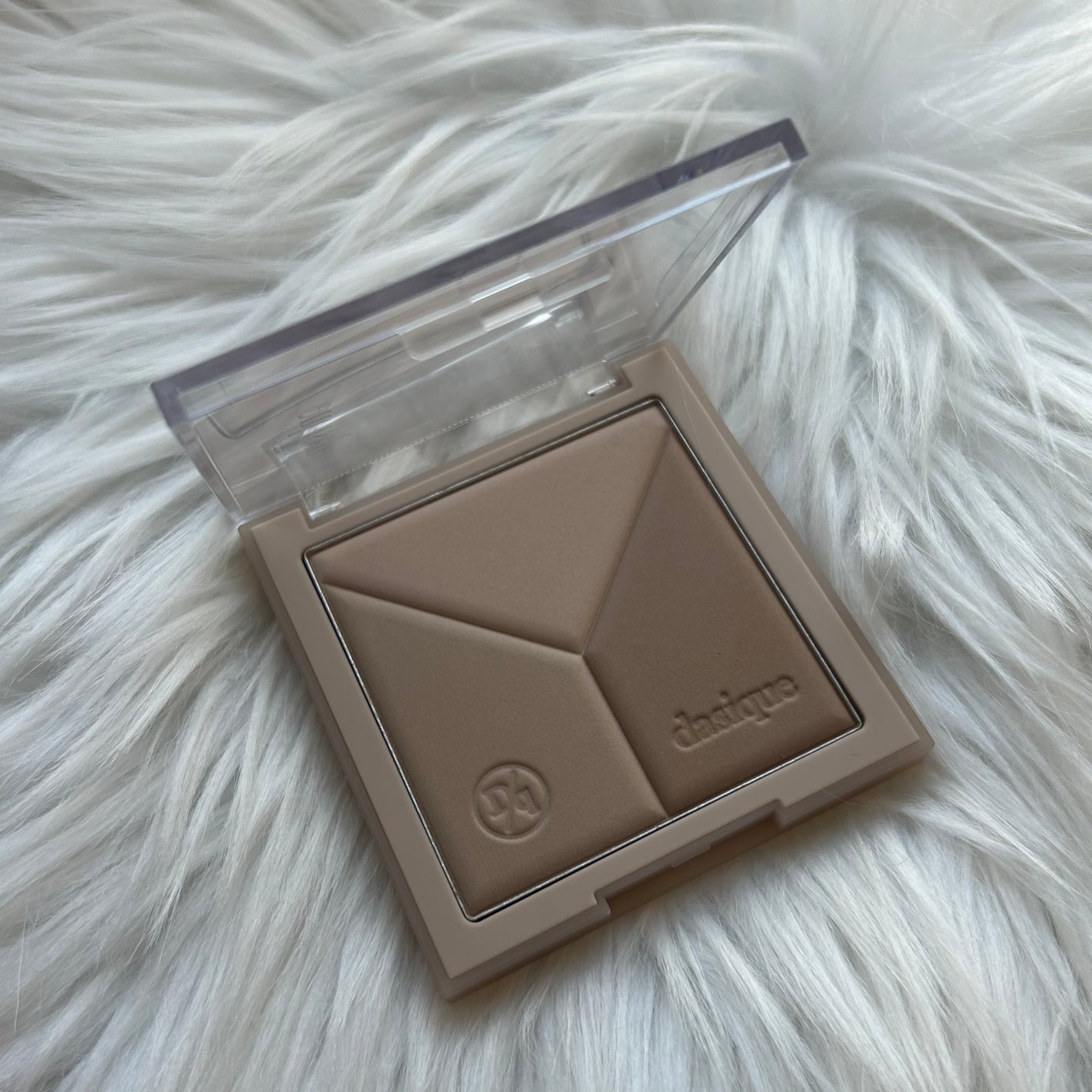 Vカットブレンディングシェーディング/dasique/シェーディングを使ったクチコミ(2枚目)