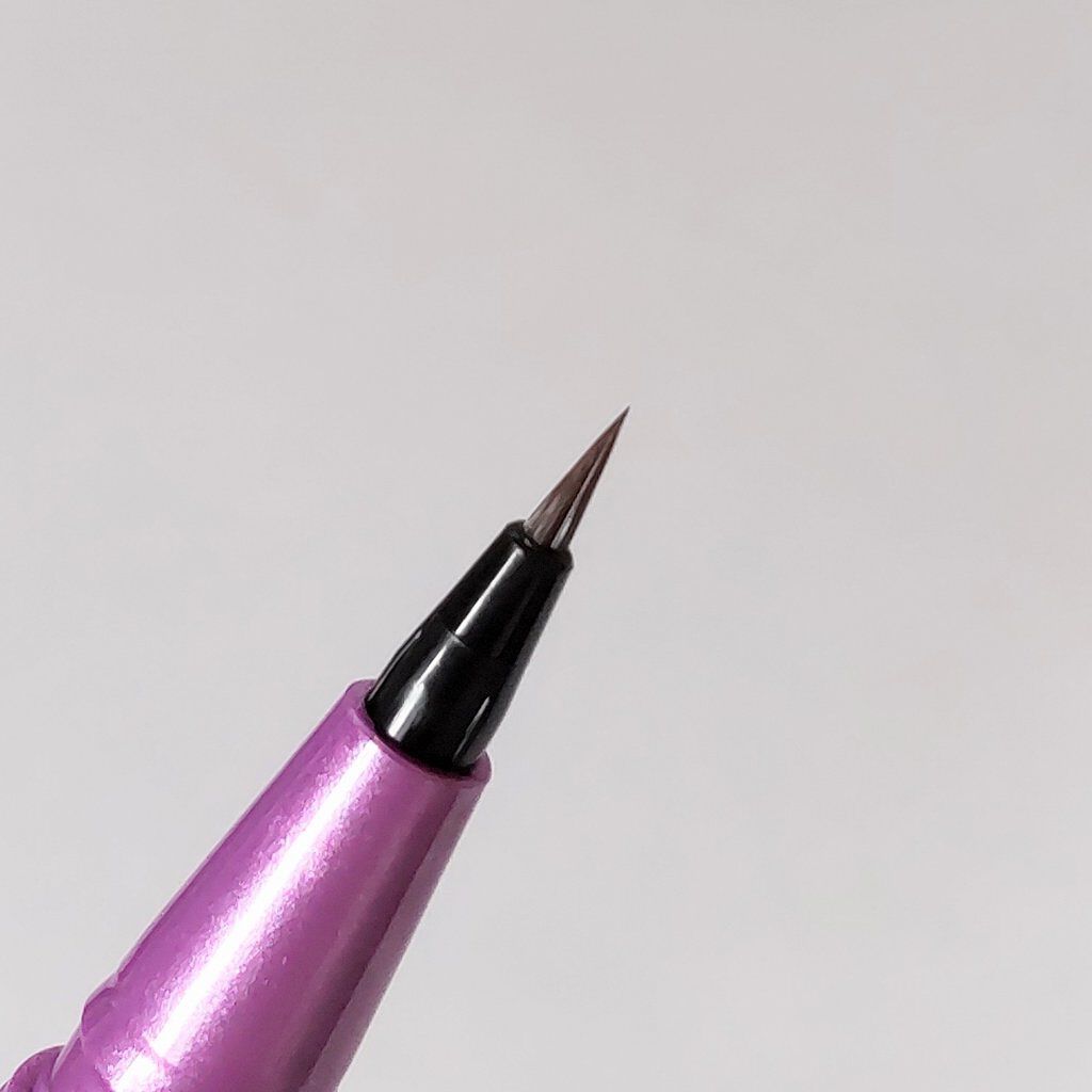 「密着アイライナー」ショート筆リキッド/デジャヴュ/リキッドアイライナーを使ったクチコミ（2枚目）