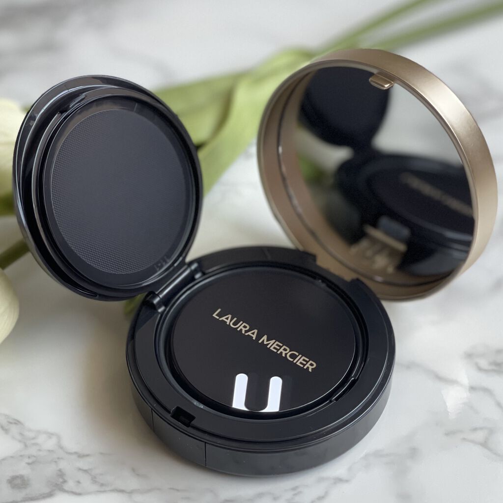 フローレス ルミエール ラディアンス パーフェクティング クッション/ローラ メルシエ/クッションファンデーションを使ったクチコミ（2枚目）