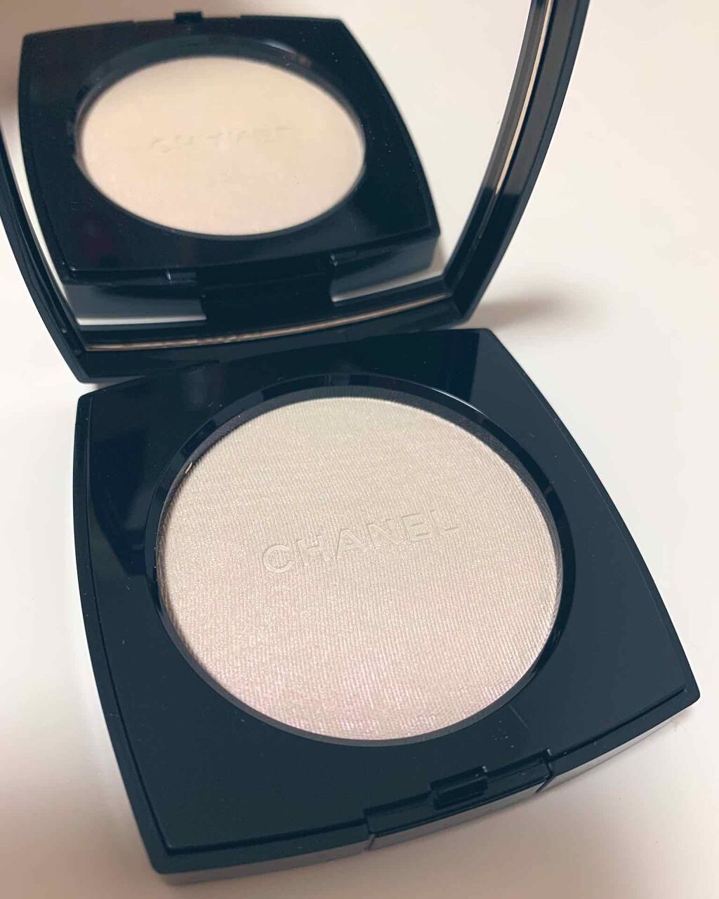 プードゥル ルミエール/CHANEL/パウダーハイライトを使ったクチコミ(2枚目)