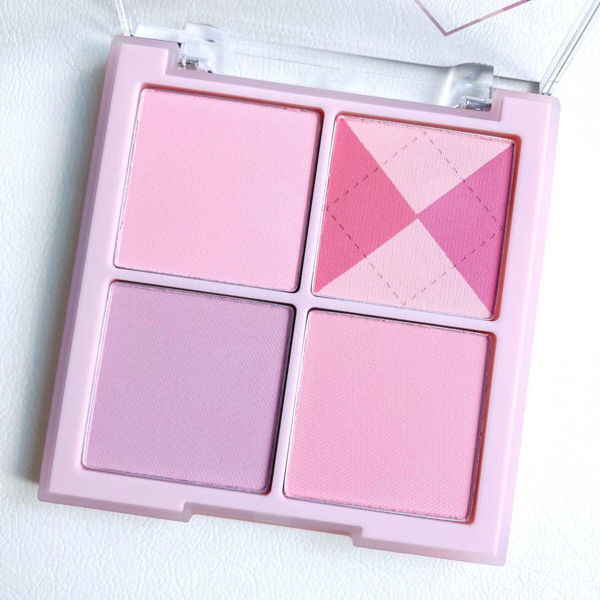 ブレンディングムードチーク/dasique/パウダーチークを使ったクチコミ（3枚目）