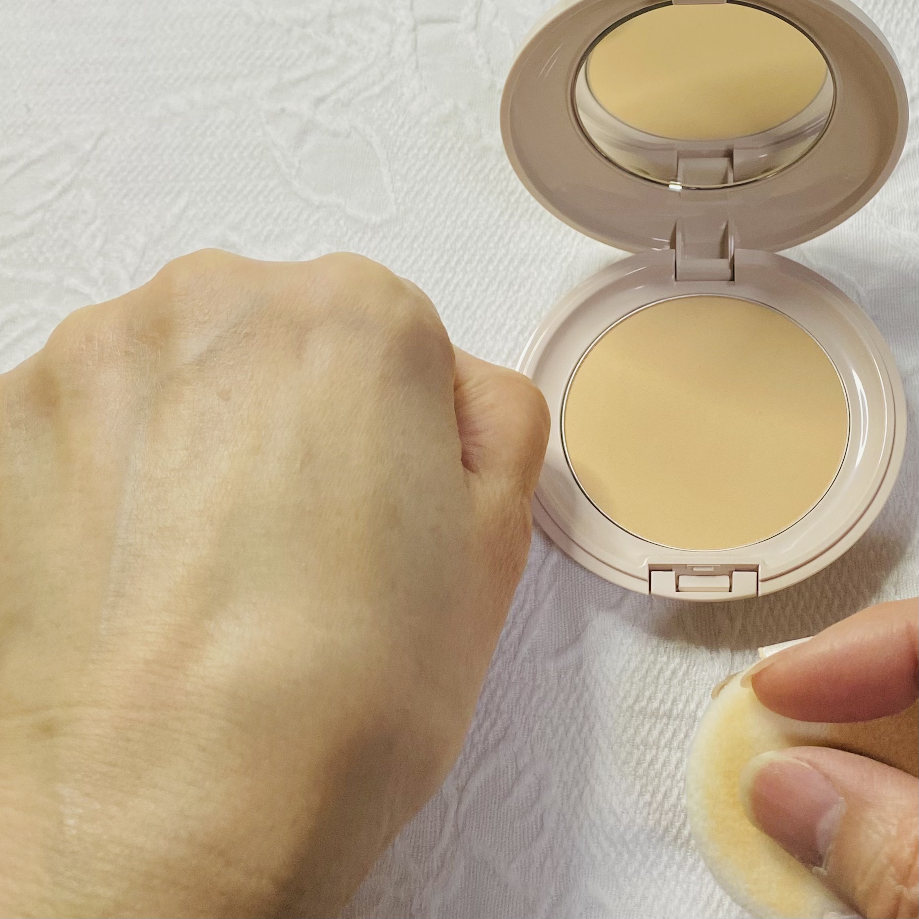 毛穴パテ職人 フィットスキンBBパウダー/毛穴パテ職人/プレストパウダーを使ったクチコミ（2枚目）