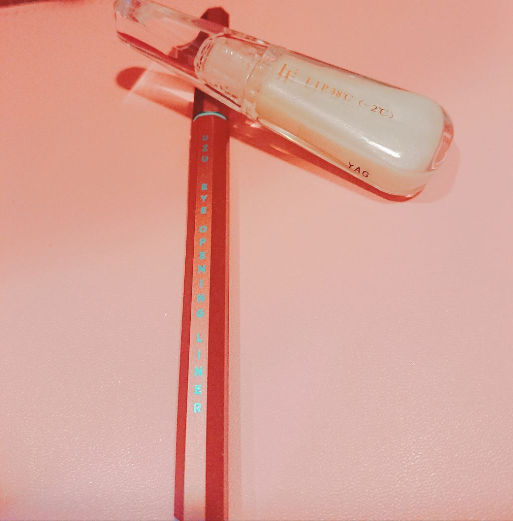 38°C / 99°F リップトリートメント (リップ美容液)/UZU BY FLOWFUSHI/リップケアを使ったクチコミ（1枚目）