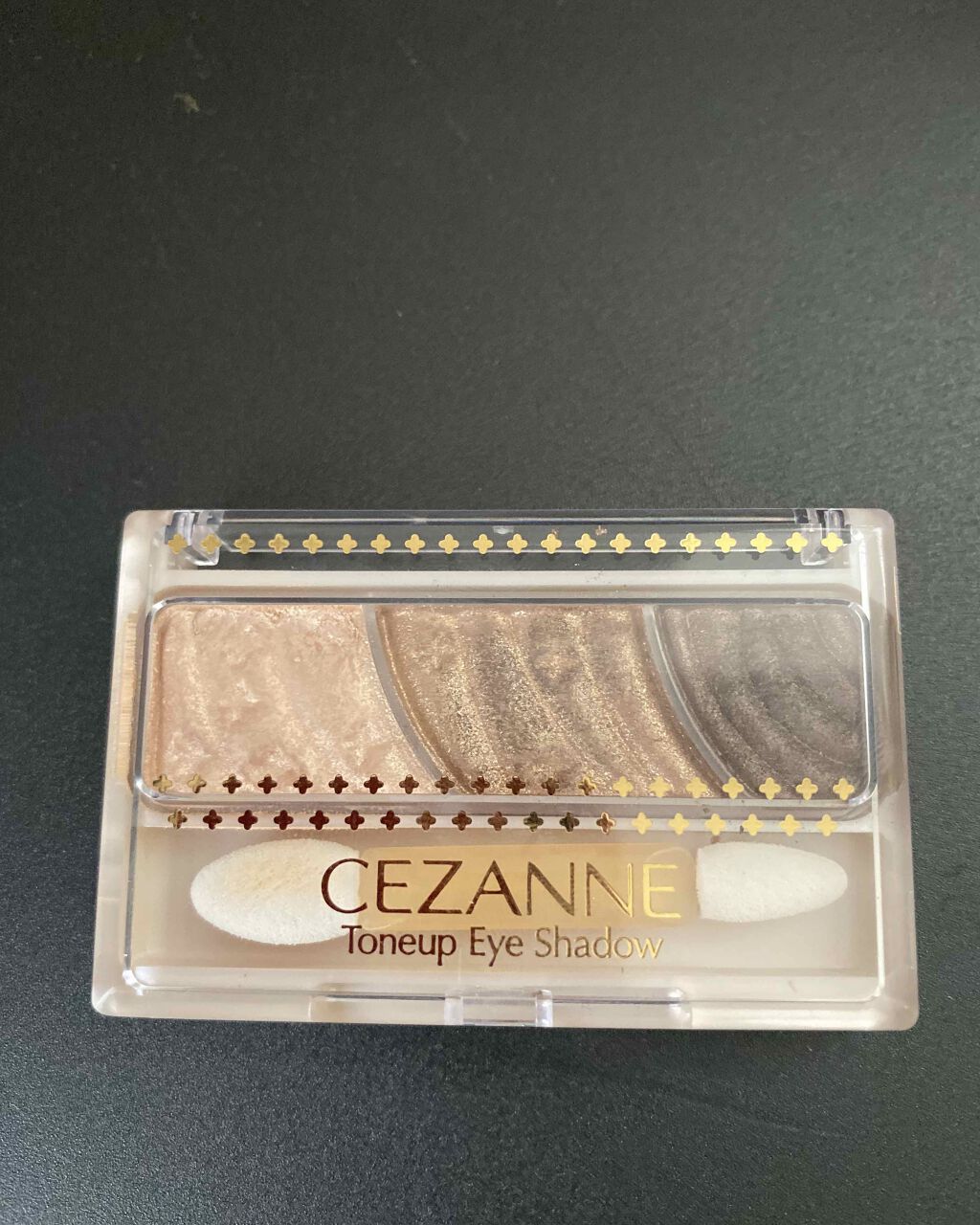 トーンアップアイシャドウ/CEZANNE/アイシャドウパレットを使ったクチコミ(1枚目)