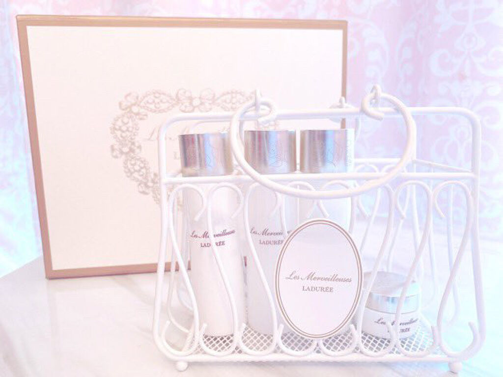 ローズ エッセンス スキンケア キット/レ・メルヴェイユーズ ラデュレ/スキンケアキットを使ったクチコミ（1枚目）