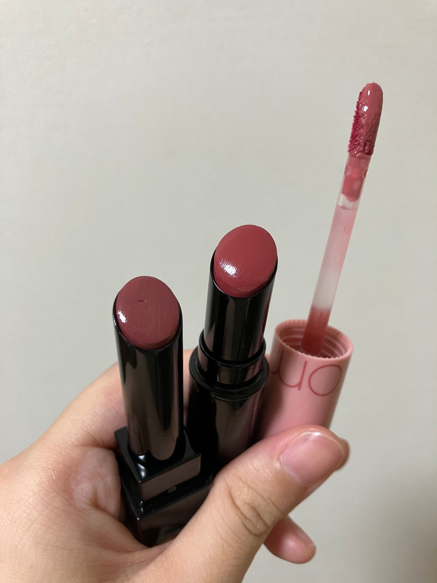 ジューシーラスティングティント/rom&nd/リップティントを使ったクチコミ(1枚目)