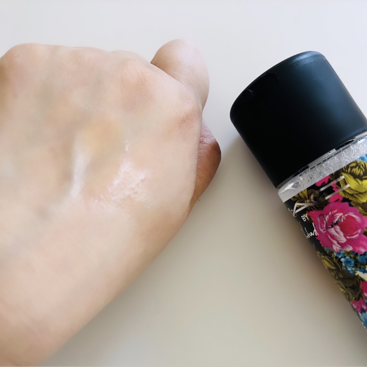 フィックス＋ CBM（M·A·C バイ リチャード・クィン）/M・A・C/ミスト状化粧水を使ったクチコミ（3枚目）