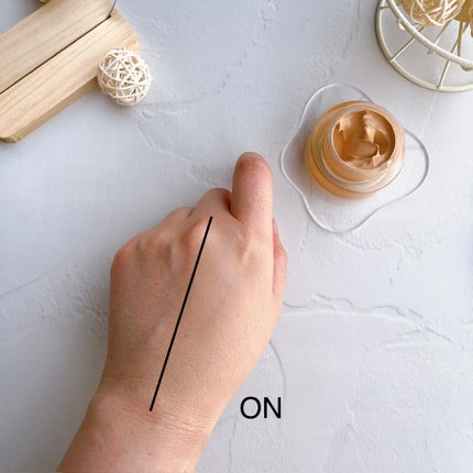 エスト フローレス コンシーリング クリームファンデーション/est/クリーム・エマルジョンファンデーションを使ったクチコミ(5枚目)