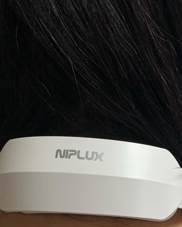 NIPLUX NECK RELAX 　PLUSのクチコミ「折りたたみできて、まさに手のひらサイズになります✋
片手にすっぽりおさまります✨
しかも軽量！.....」（3枚目）