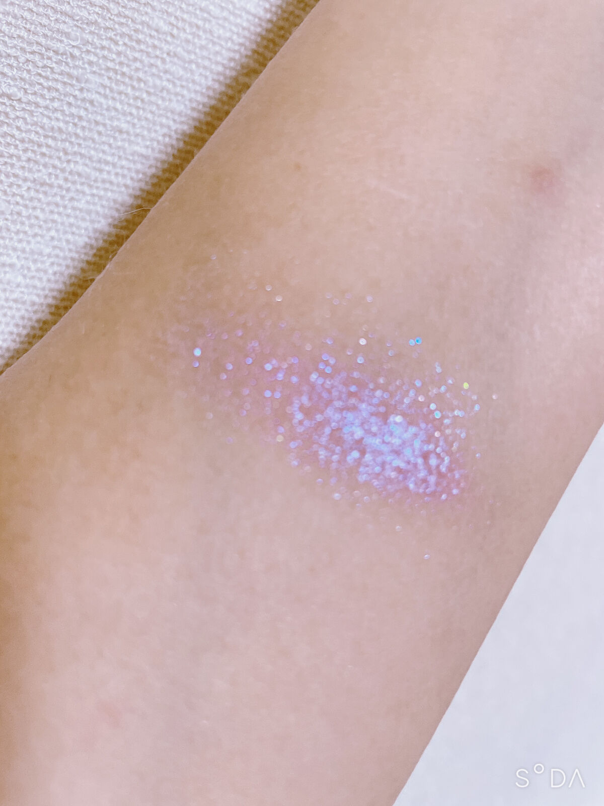 シャドーカスタマイズ (フローティング)/MAJOLICA MAJORCA/単色アイシャドウを使ったクチコミ（3枚目）