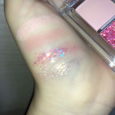 TWINKLE POP Pearl Flex Glitter Eye Palette/CLIO/アイシャドウパレットを使ったクチコミ（4枚目）