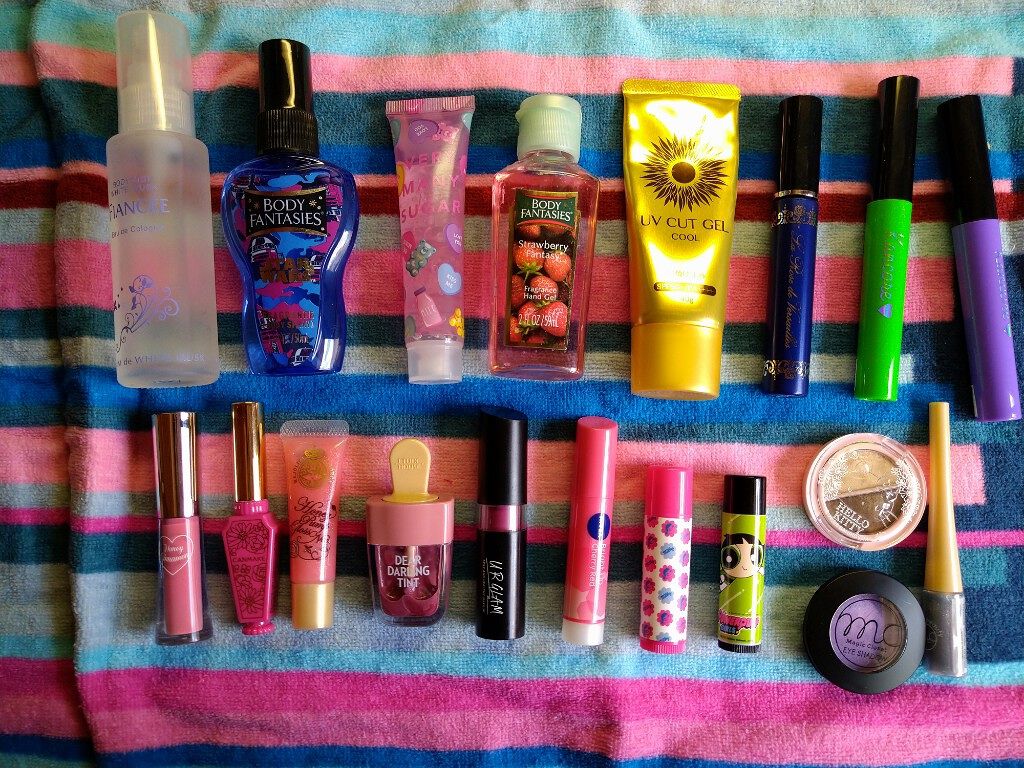 長年使ってないもの、買ったけど使ってないものを
大断捨離！

サクサクッと商品書いとくよ！
☆フレグランス系
フィアンセ[ホワイトムスク]、ボディーファンタジー[Feel so Good]、
ボディーファンタジー消毒液[ストロベリー]、香り