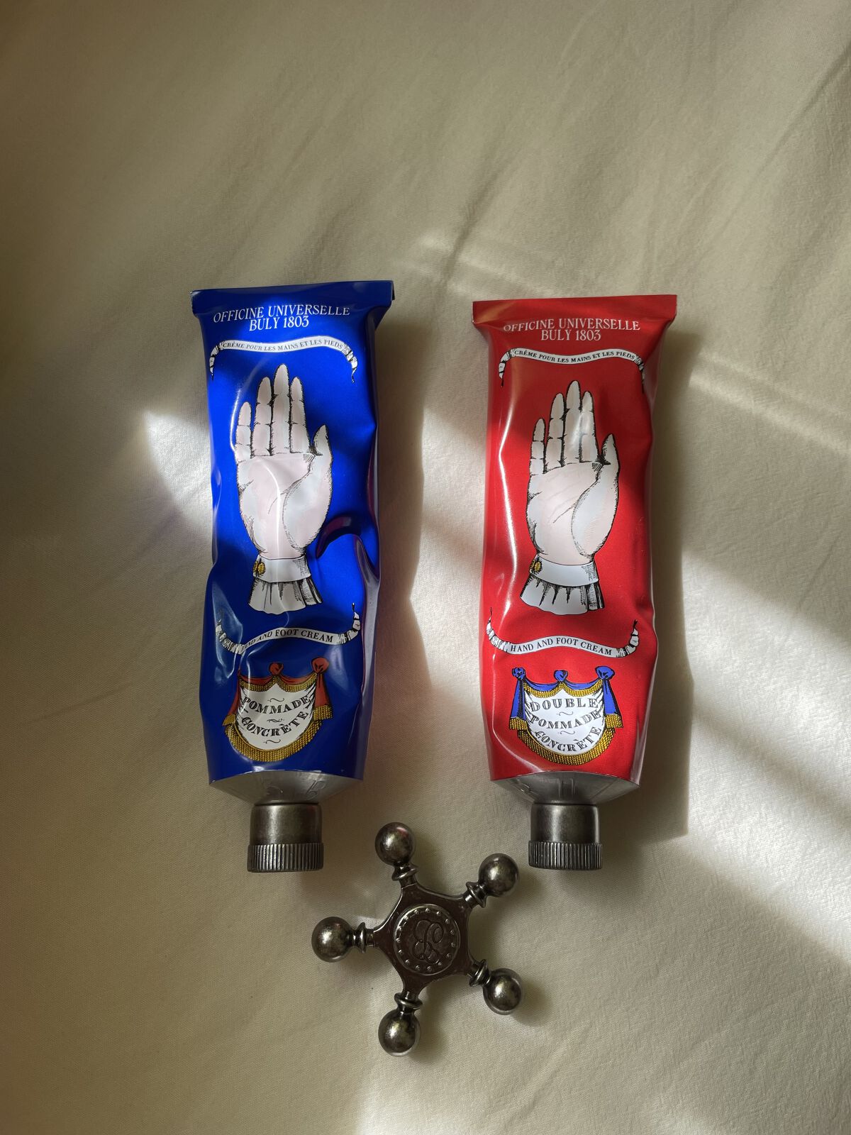 ポマード・コンクレット/オフィシーヌ・ユニヴェルセル・ビュリー/ハンドクリームを使ったクチコミ（1枚目）