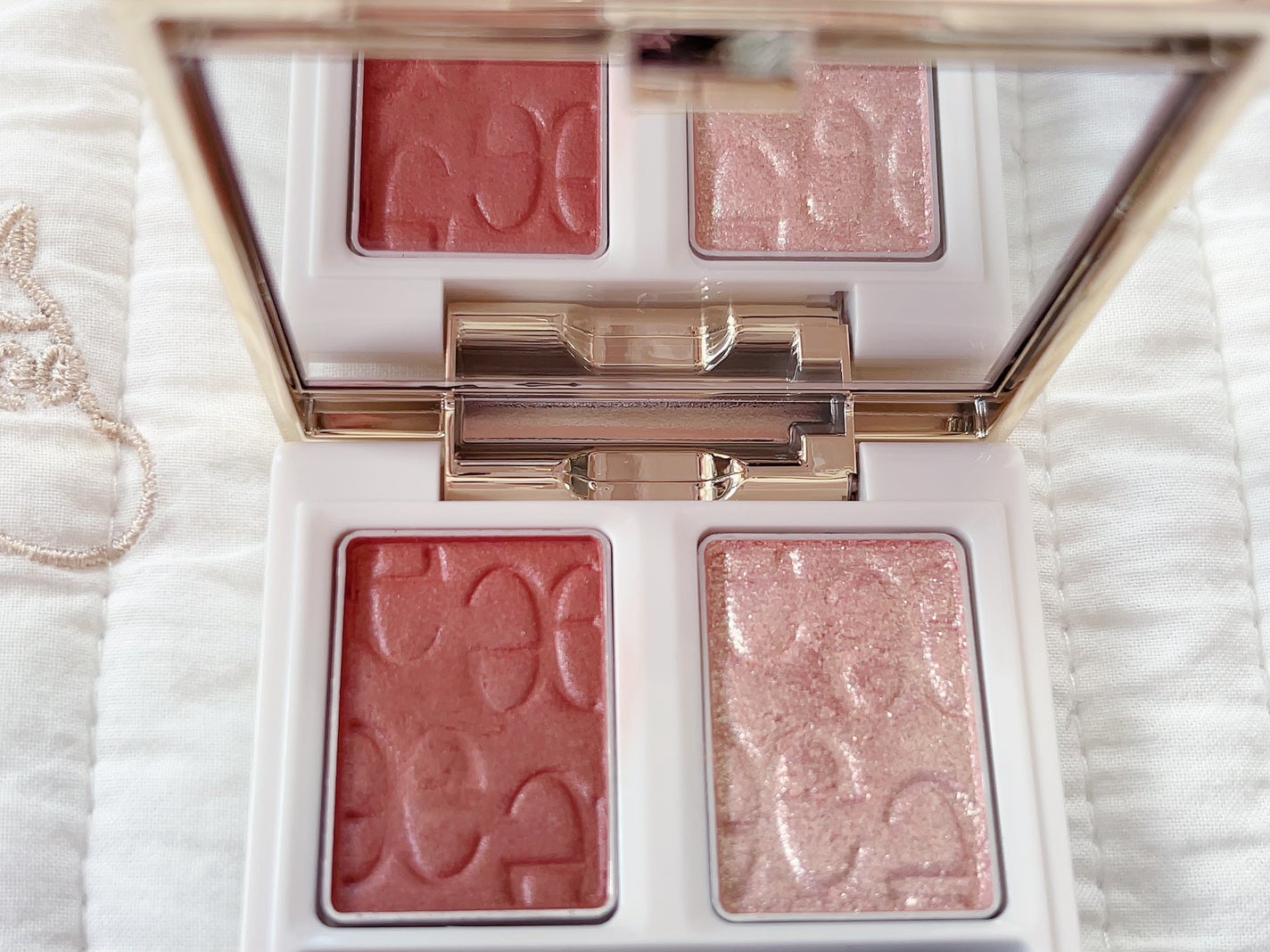 エレガンス エタンセル アルモニーアイズ/Elégance/アイシャドウパレットを使ったクチコミ(3枚目)