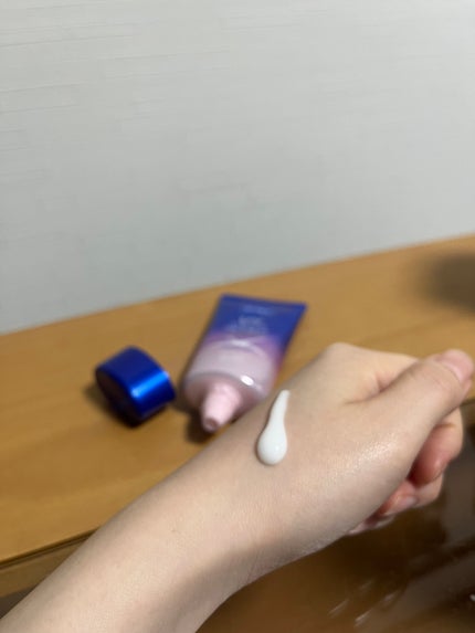 ニベアUV ディープ プロテクト&ケア トーンアップ エッセンス/ニベア/日焼け止めローションを使ったクチコミ(2枚目)