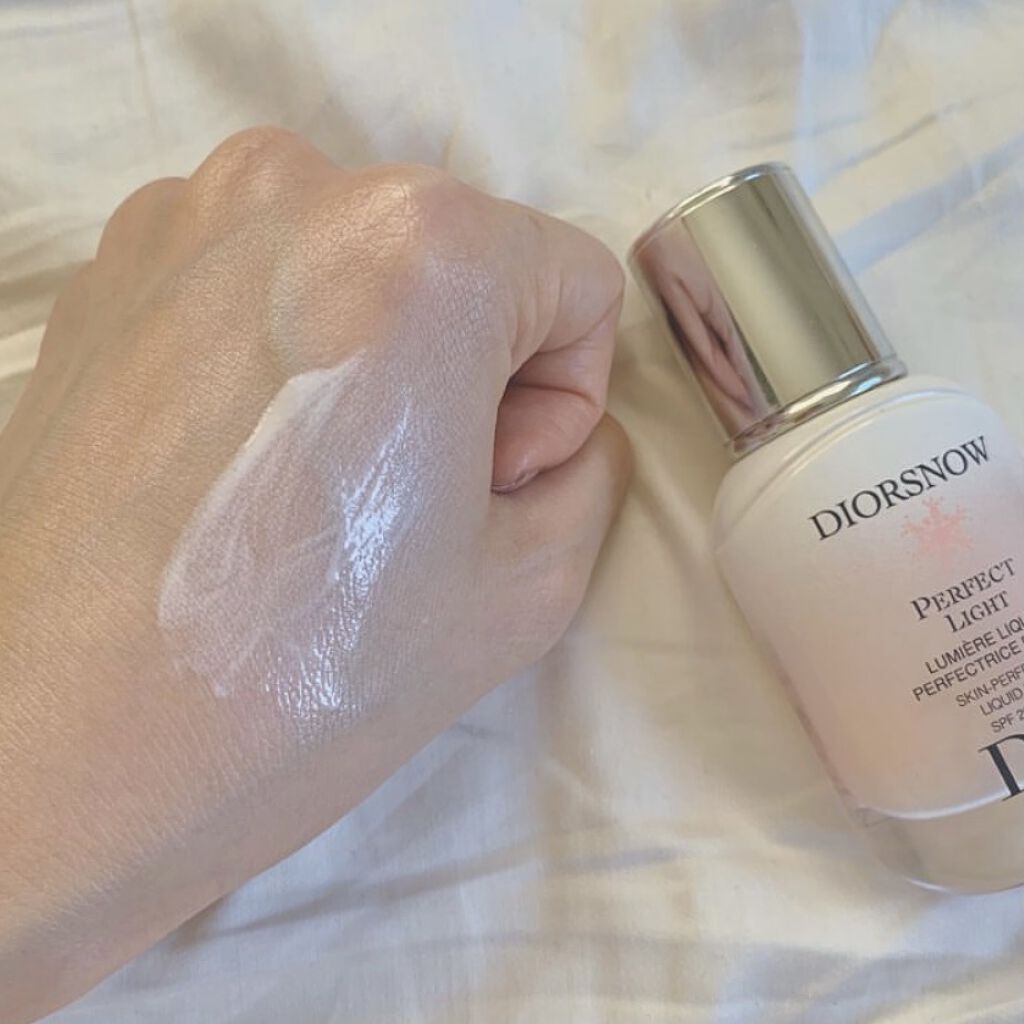 スノー パーフェクト ライト SPF25 - PA++/Dior/化粧下地を使ったクチコミ（2枚目）